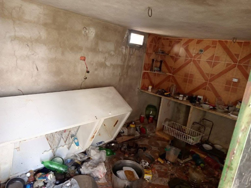 avesta_roj1's tweet photo. Kobani is still besieged, with looting and plundering of Kurdish homes occurring after the withdrawal of the terrorist factions affiliated with Damascus from several villages, which demonstrates the amount of hatred in their hearts towards the Kurds…
#KobaneUnderSiege https://t.co/TF0JGjxG8w
