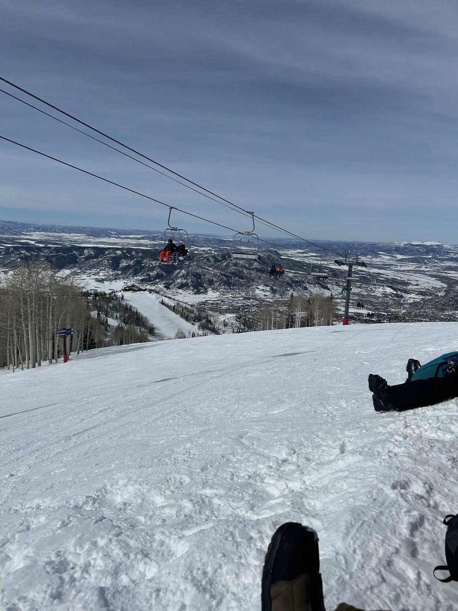 RileyFannonKRCG's tweet photo. Just a little R&R #steamboat https://t.co/ylaQtutmo8