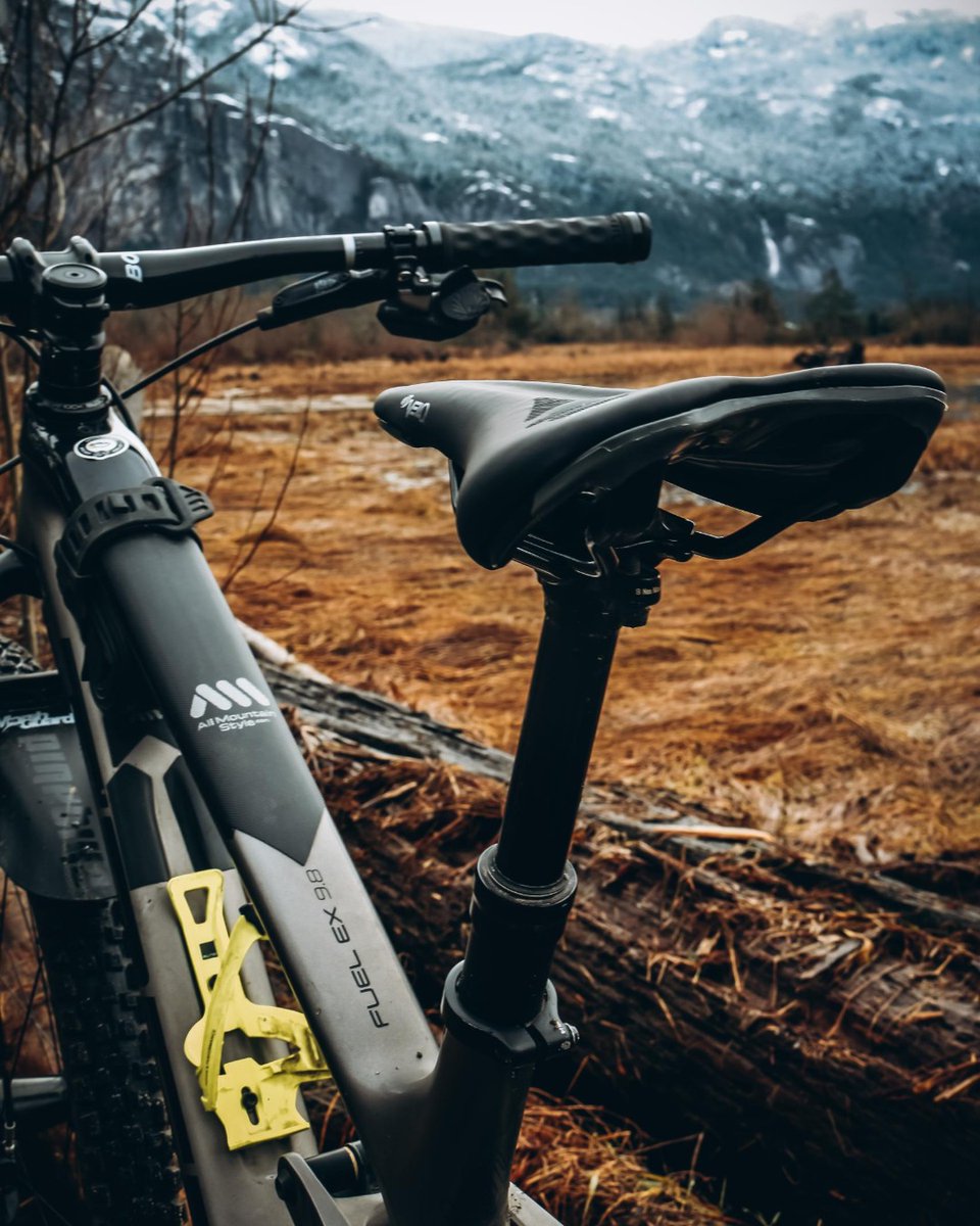 Mountain bikes compress.
Tires get close.
Mud happens.

The Senso Wilson was designed specifically for mountain bikers — not adapted from a road saddle.

velosaddles.us/product/senso-…