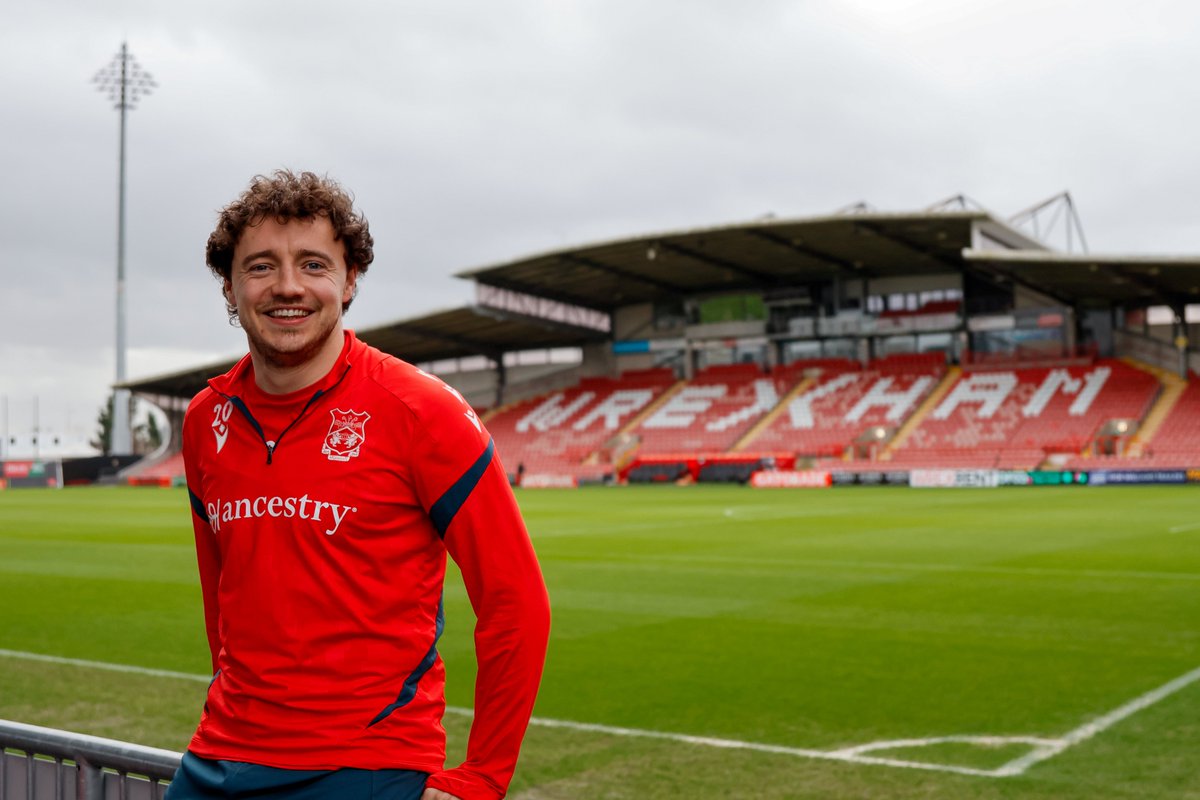 Wrexham AFC tweet media