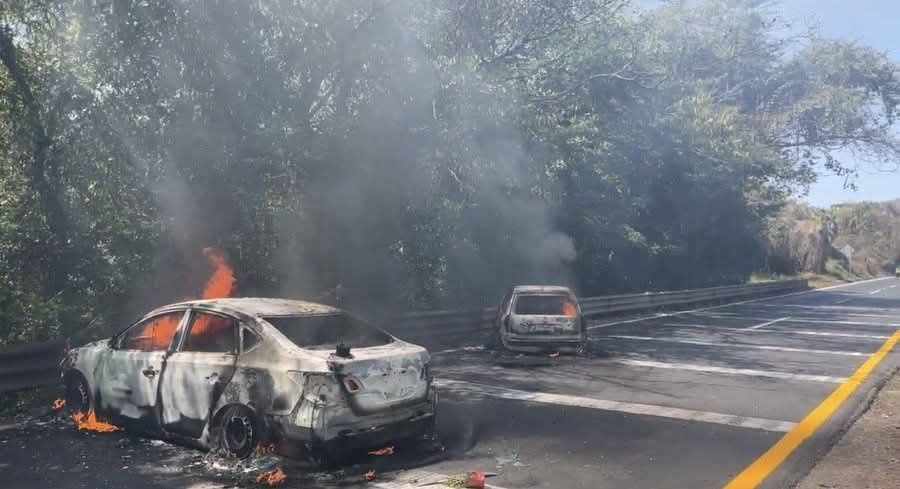 Si te despojaron tu vehículo y apareció calcinado… esto te interesa.

Muchos propietarios están cometiendo un error grave al momento de hacer su denuncia ante MP y correspondiente reporte ante las aseguradoras...

OJO: La mayoría de las pólizas NO cubren daños por disturbios o