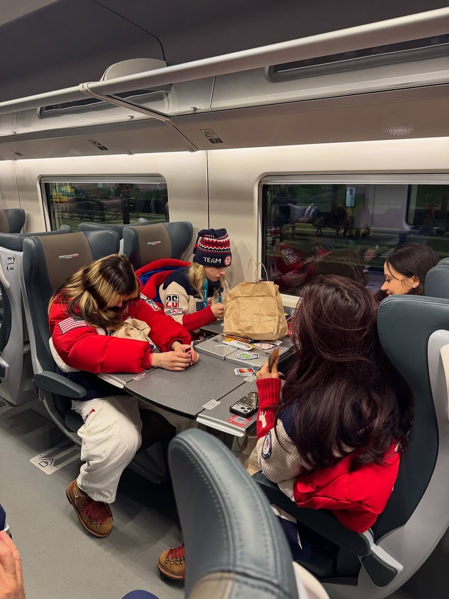 ルナ 💌 tweet media