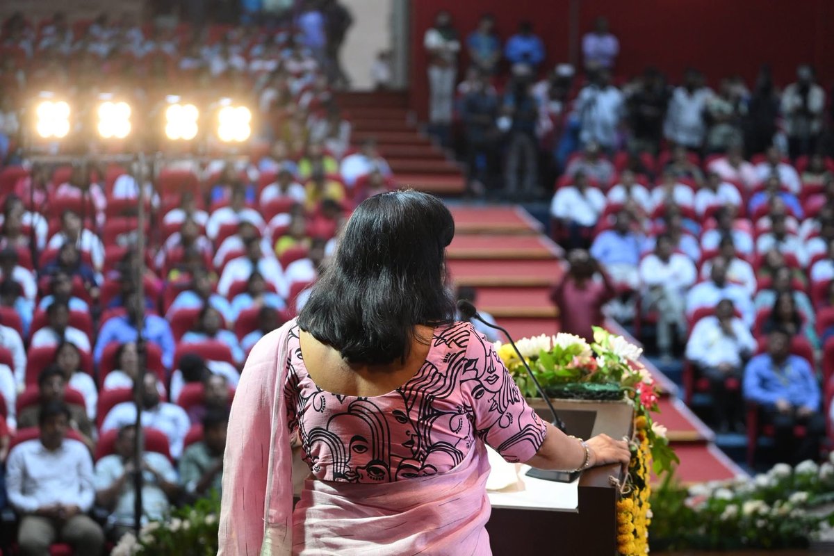AprajitaSarangi's tweet photo. It was a privilege to participate in the inauguration of Liver 
Transplant Unit and Robotic Surgery System at AIIMS , Bhubaneswar, today. Grateful to Sri @JPNadda for having supported this endeavour.
I spoke to all. Congratulated the doctors &amp; staff for this remarkable feat. https://t.co/UcLXeXL1Oc