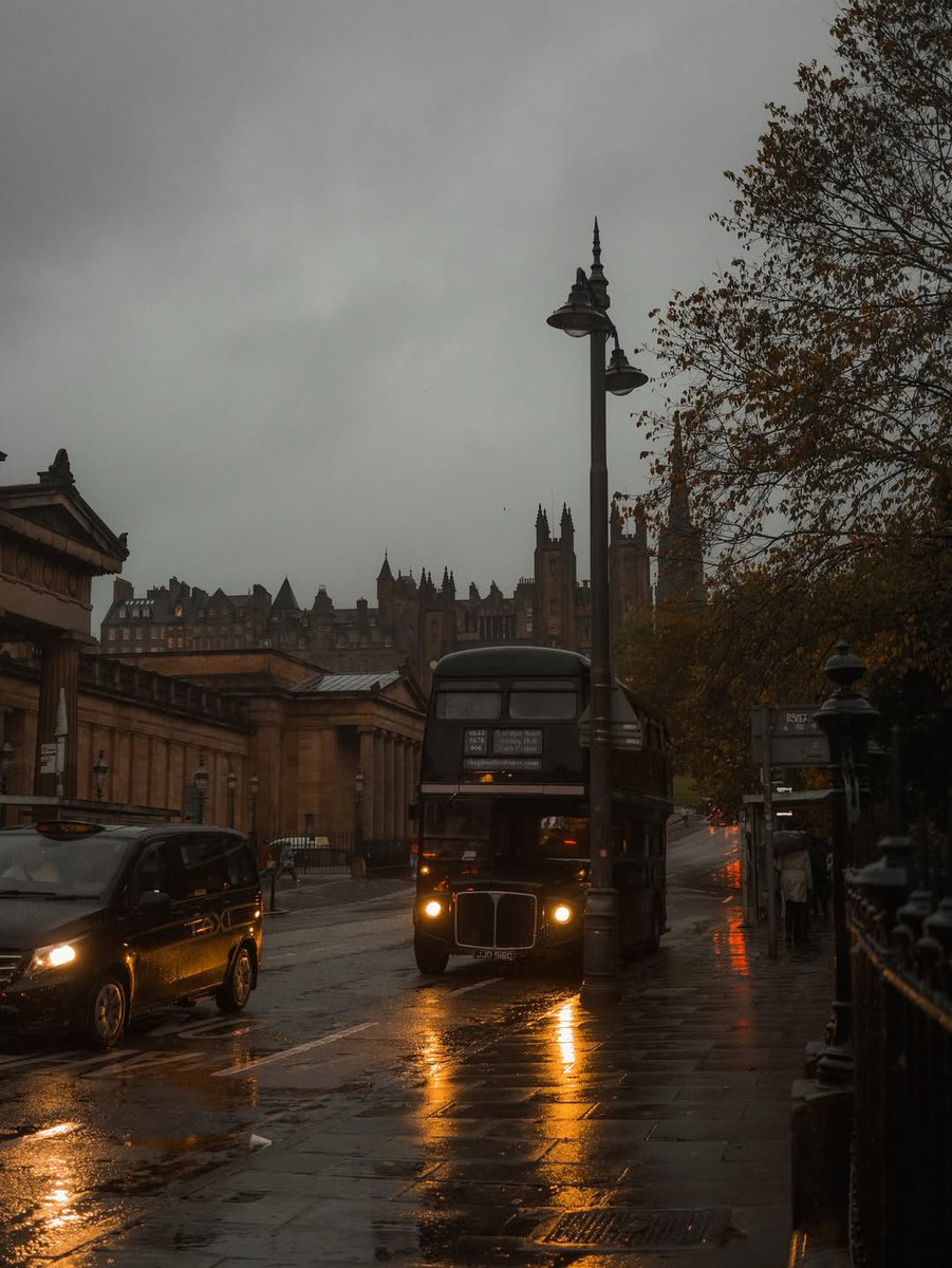 echoesofworld's tweet image. Edinburgh after rain