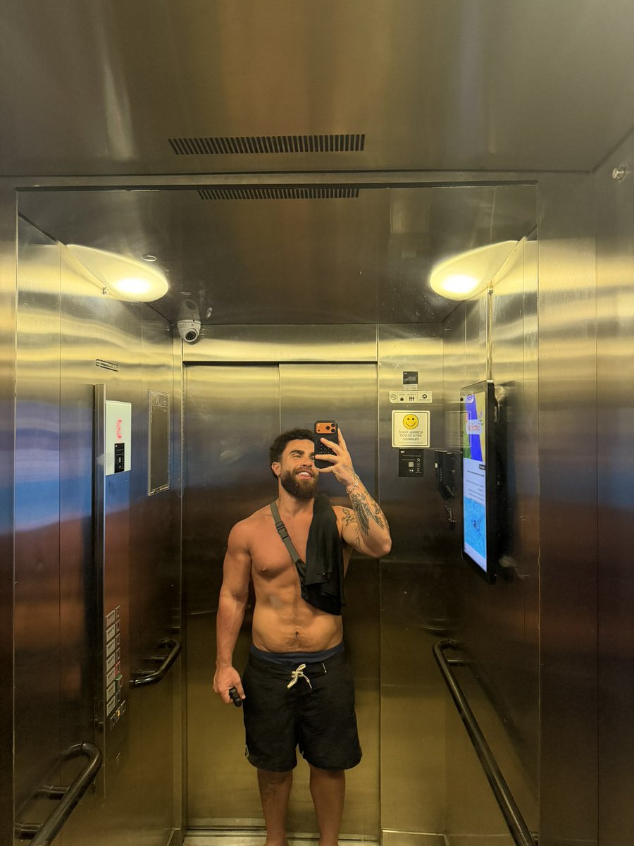 sermota :) tweet media