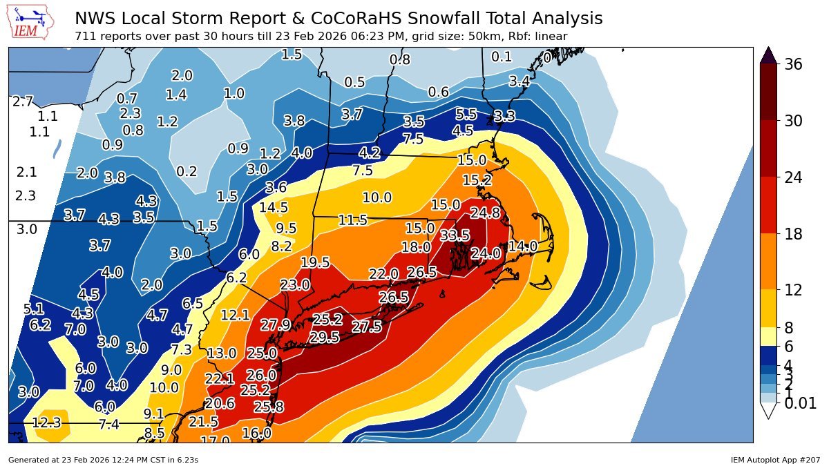 VortixWx's tweet image. This blizzard's snow totals have really piled on. Now many places are well over 2ft. 33.5in was recorded in Warwick, #RhodeIsland as of now. 
#RIwx #winterwx