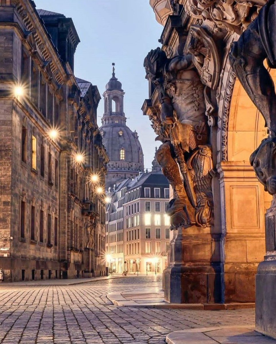 ArchitectLens's tweet image. Dresden, Germany 🇩🇪