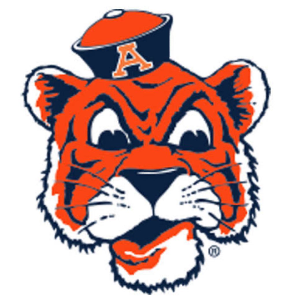 Israel Hammons tweet media