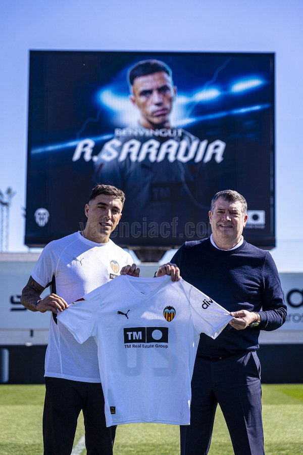 Lembras-te de Renzo Saravia? O ex-FC Porto assinou pelo Valencia e vai jogar na La Liga até ao fim da temporada.