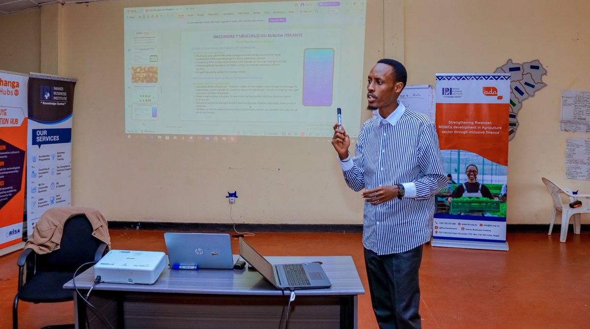 BusinessImanzi's tweet image. Day 6️⃣ ends on a strong note 🌱

#Entrepreneurs combined learning and practice to build better systems for managing data, improving productivity for sustainable growth. 📈💻

#Entrepreneurship #DataManagement 🚀