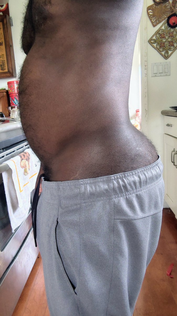 whitetail97AD's tweet photo. Some stretched out fuzzy cake for you as I try to figure out how to take mediocre ass pics (pls help)

#bubblebutt #cakedup #datass #nsfwfurry #nsfw #freeball #nudist #shitnsfwpics #dadbod https://t.co/73Hf2XanVV