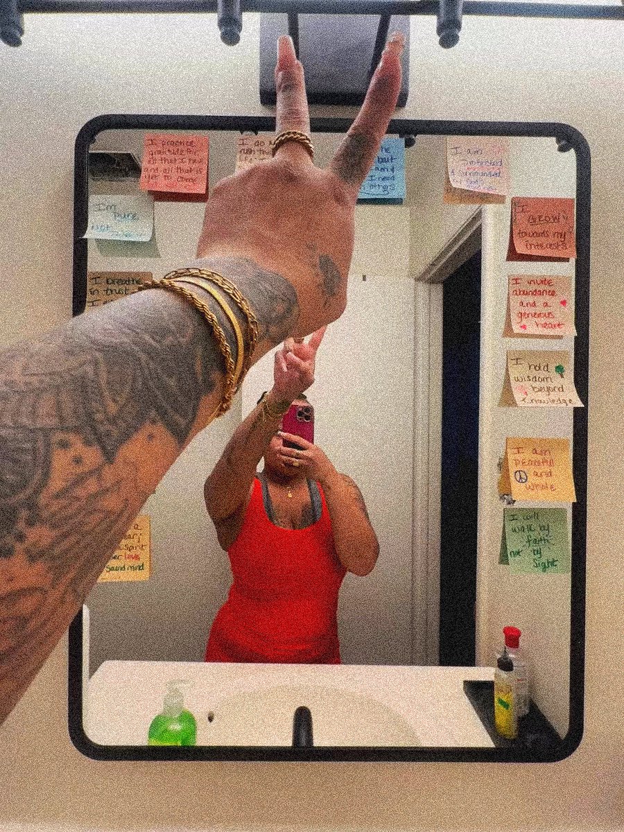 ๐บ๐๐ tweet media