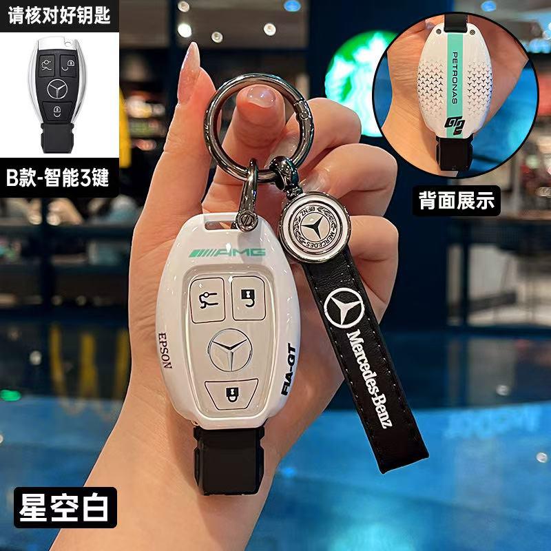 oputa_uju4379's tweet image. Protect your car keys from wear and tear with our unique key covers.
Available  for most cars and suvs 
Price from 18500
Plot 60, Oredola olojo St Ajao Estate Lagos 
Call or whatsapp 08038990387
#caraccessorieslagos 
#caraccessories 
#carkeycover