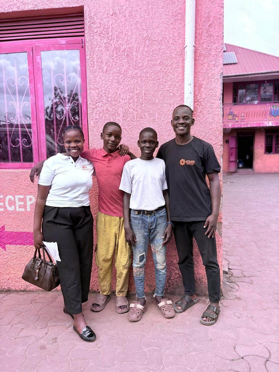 MtaaniF1's tweet photo. Big shout out to everyone who's supported us so far!Thanks to incredible partners and supporters,the kids are in school and thriving ..Thanks for being part of the journey  .Happy New week #MtaaniFoundation #SupportEducation https://t.co/MS1kxLczzo