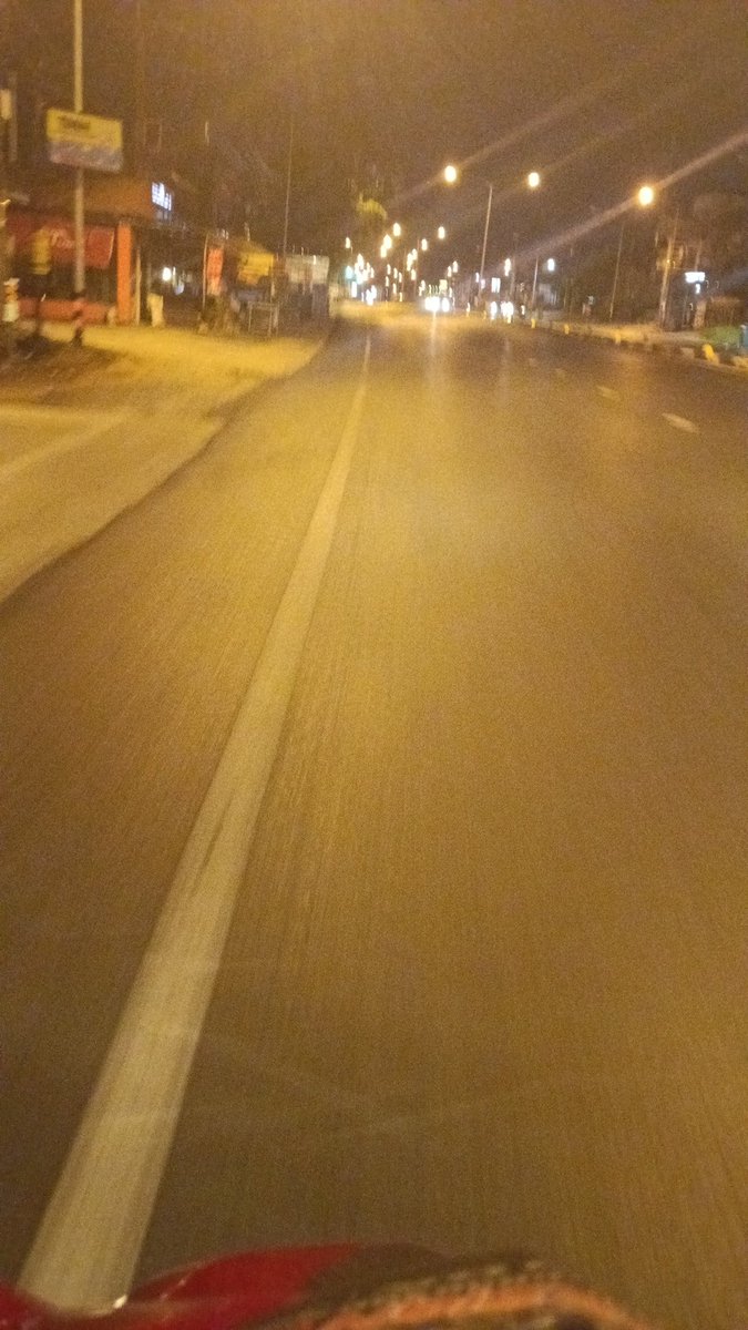 ขับรถเล่น
#ฉลอง