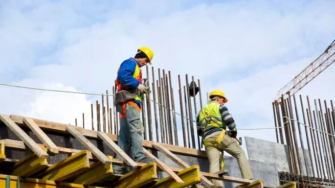 bueprop's tweet photo. ⭐️ NOTICIAS INMOBILIARIAS⭐️
El costo de la construcción aumentó un 2,3% en enero    

📱llama al 11 5760 0000
📞 Atención personalizada 
🌐https://t.co/HZauSuidzs 
https://t.co/rqGTsTpMyq

#m2construcion
 
Ver:https://t.co/6jjcupT9ow https://t.co/xXSNBfVh7j