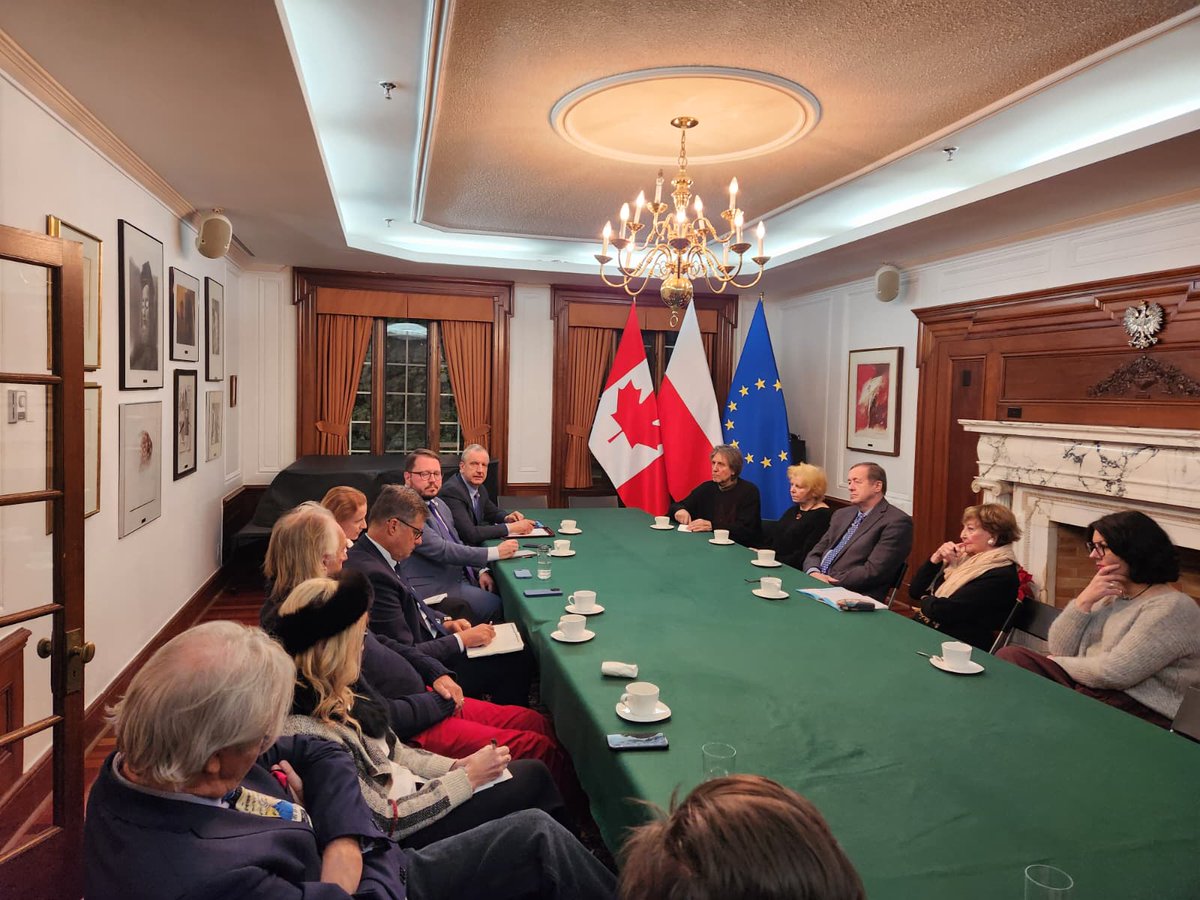 Poland in Toronto tweet media