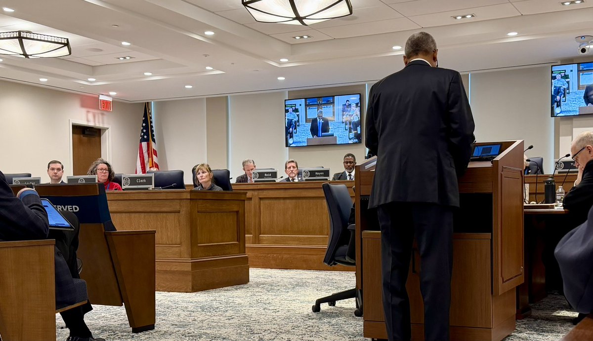 VaPrivateColleges tweet media