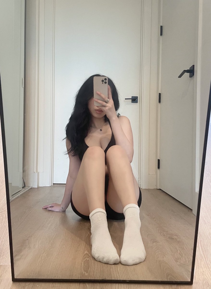 white sock supremacy 🤍