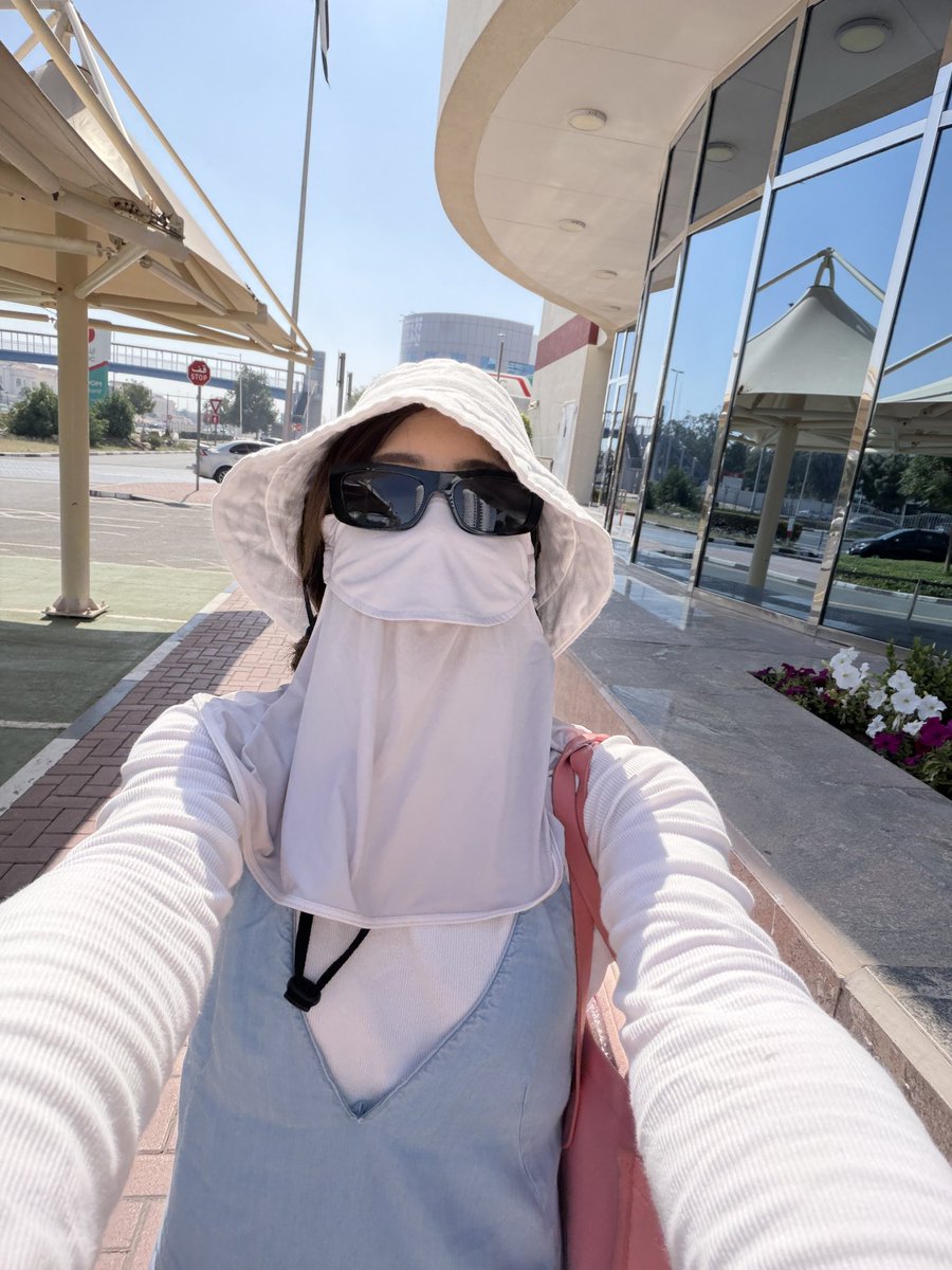 誰やねんw ドバイ🇦🇪のリアル笑笑