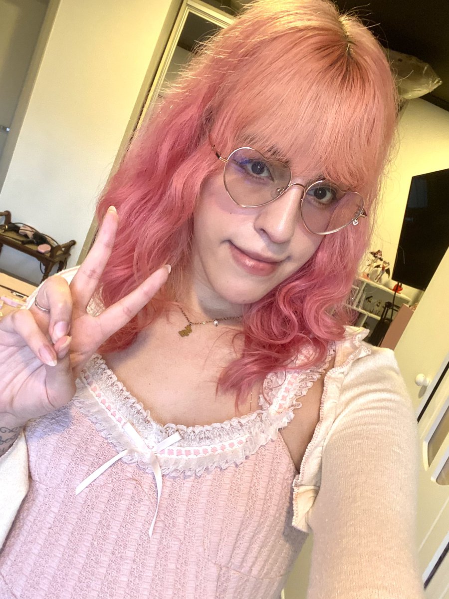 ʚ Live On! ɞ                                                   

♡ Vários joguinhos ♡                

𓆩 twitch.tv/lyslysz
𓆩 youtube.com/lyslysz
𓆩 kick.com/lyslysz