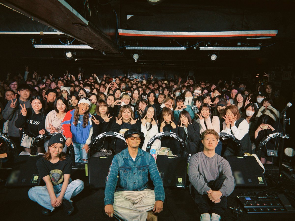 ryuto_staff's tweet photo. 2026.2.23(Mon.)
KAZ Acoustic Live徳島公演
ありがとうございました！🎤🎶

あのフレーズは、
『徳島ラーメン』でした！！🍜

笑顔あふれる素敵な空間でした！💫

本日は最後の四国エリア高知県です！🗾
お時間ある方は、ぜひお越しください！💨

#KAZ #GENERATIONS #数原龍友 https://t.co/kzSjcOF4nS