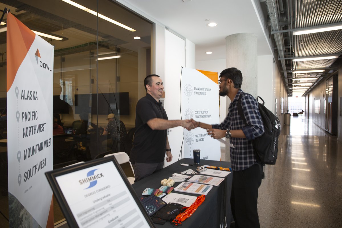 SSEBEatASU's tweet image. 🎉 Students, meet recruiters from 27 companies about #internships and #careers at the @SSEBEatASU #CareerFair for #construction majors on Tuesday, Feb. 24, 2026, in the Helmick Center atrium from 10 am-4 pm. ow.ly/6hsP50YkxiE 📆 #ASUEngineering #ConstructionEngineering