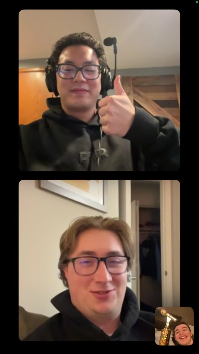 anthonywinker6's tweet photo. .@WSUM_Sports, the gift that keeps on giving 🎁

Super proud to announce that I have WON the 2025-26 @IBSStudentMedia Award for Best Hockey Play-by-Play with my call of Wisconsin vs Michigan men's hockey last January! 🏆🏒

The moment I found out on FaceTime below 🤣 

🧵 (1/3) https://t.co/xpZVOGwDz5
