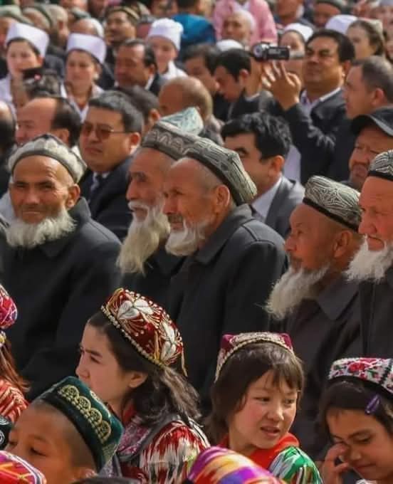 Ramazan ayının 6.günü  !!!

Çin işgali altındaki #DoğuTürkistan'da; oruç, iftar, sahur, teravih ve Kur'an hala yasak !!!

China-occupied in #Eastturkestan territories are still ban; fasting, iftar, suhoot, Tarawih and the reading Quran.

#doğutürkistandazulümvar <a href="/ChinaEmbTurkiye/">Çin Büyükelçiliği Ankara/中国驻土耳其使馆</a>