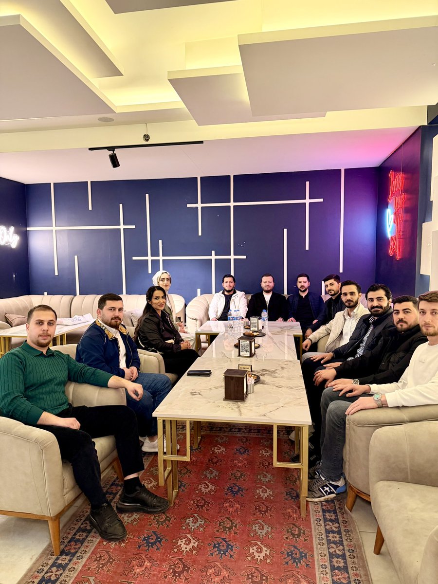 Genç ASKON Batman olarak, Şube Başkanımız Veysi Öztürk ve kıymetli yönetim kurulu üyelerimizle birlikte Ramazan ayına yönelik planladığımız çalışmalar hakkında haftalık toplantımızı gerçekleştirdik.

Toplantımızda; Ramazan ayının manevi iklimine uygun sosyal sorumluluk projeleri,