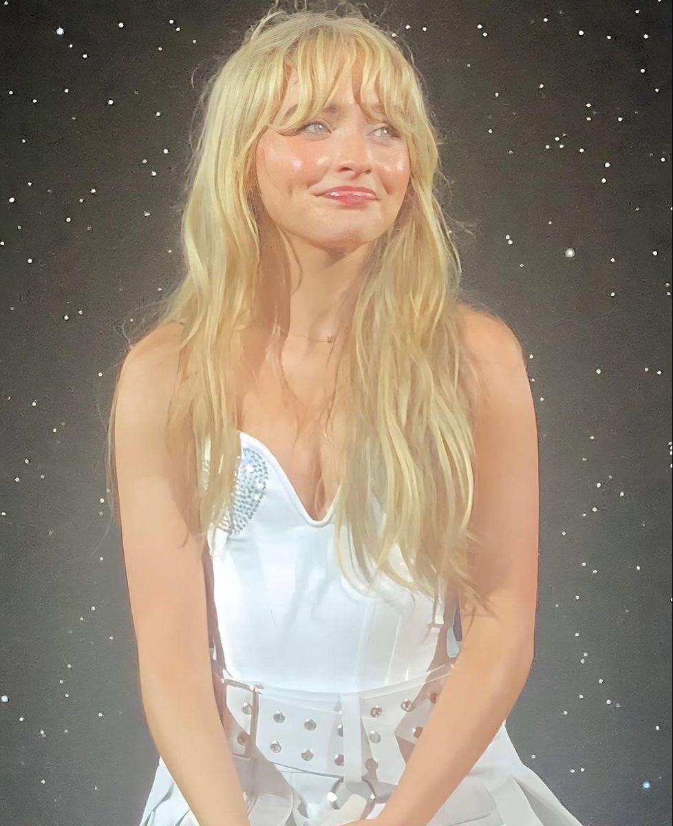 brooke lynne MET SABRINA ♡ tweet media