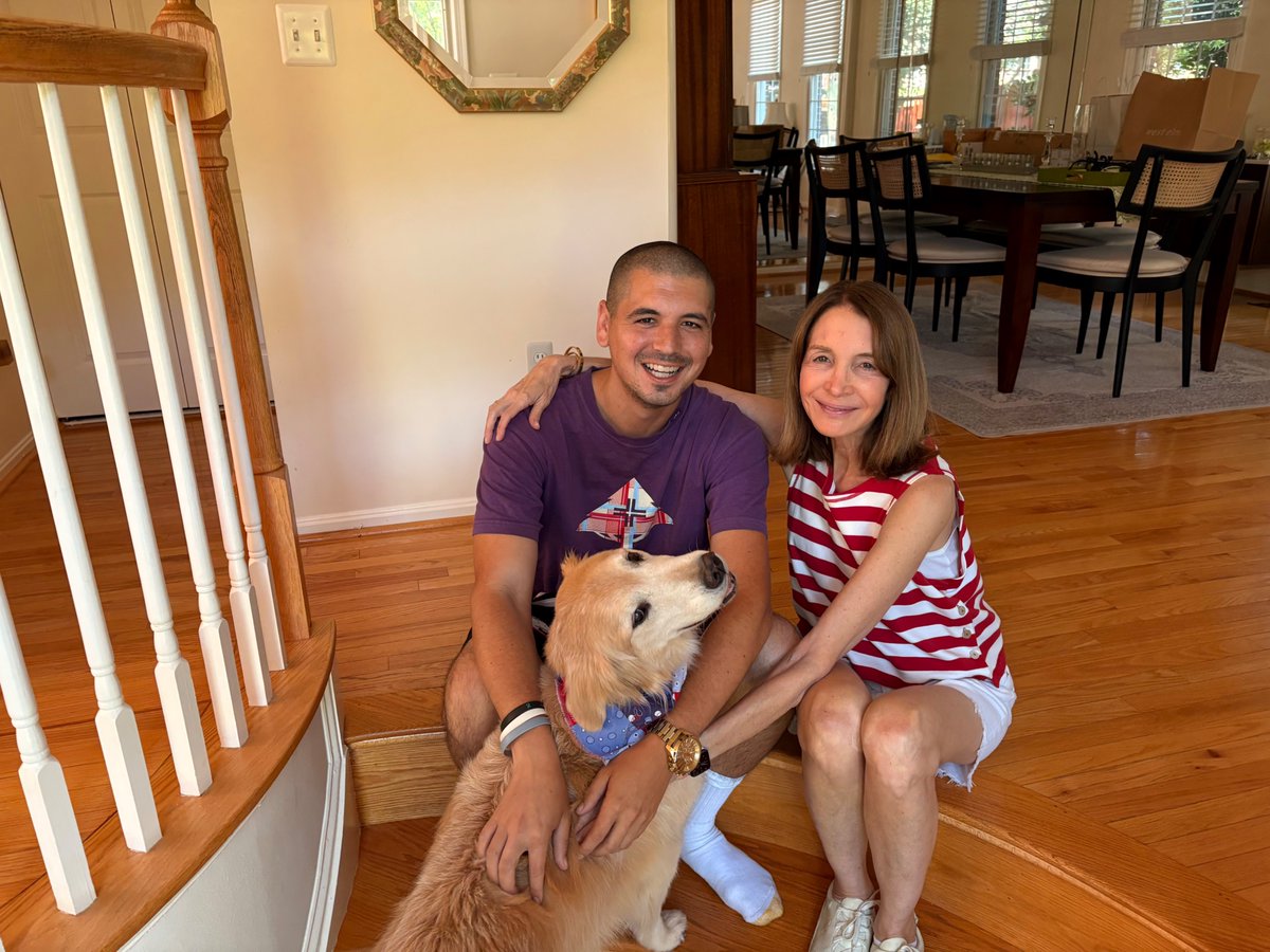 Adam Stern tweet media