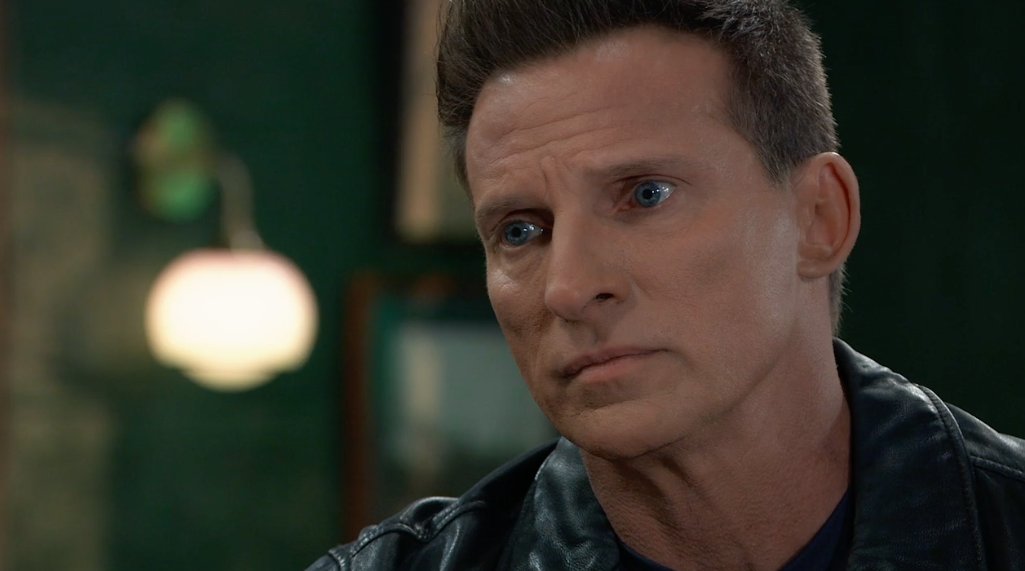 Victori65224401's tweet photo. @soapcentral Lucas Jones is coming to Britt's rescue!! ~ #Brucas #Brason #SaveBritt #GH 🤩🤩 https://t.co/IhE9Gkowh6
