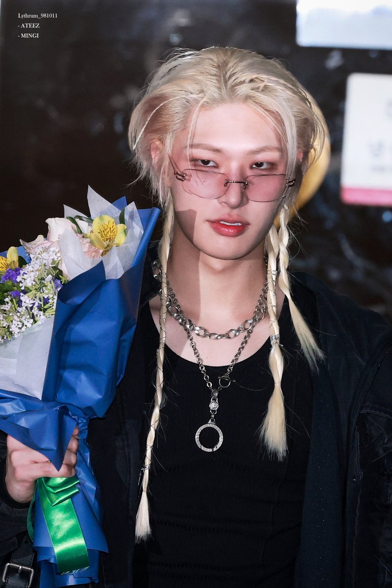 Lythrum_981011's tweet photo. 260213

💐

#에이티즈 #ATEEZ 
#민기 #MINGI https://t.co/hPl1eJdapb