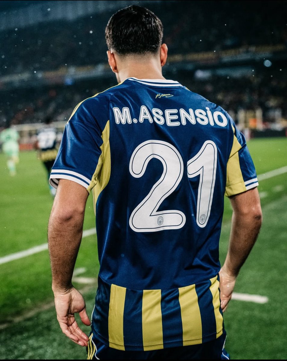 Puan kaybı bir yana senin golüne, emeğine üzülüyorum.
 Ama sen bu kulübün efsanesi olacaksın. 
İyi ki bizimlesin.  <a href="/marcoasensio10/">Marco Asensio</a>
