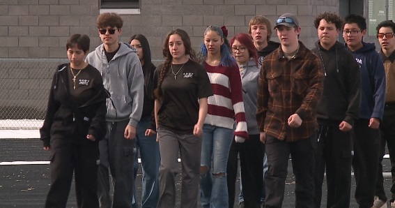 KOLO8's tweet image. Leadership on display at Hug High School! 🦅 The Hawks Battalion JROTC showcased drills &amp;amp; PT today to celebrate CTE Month in Washoe County. 

REPORT: shorturl.at/zlr8q

Every traditional WCSD high school offers this leadership-building program. 

🇺🇸 #CTEMonth #WCSD #JROTC