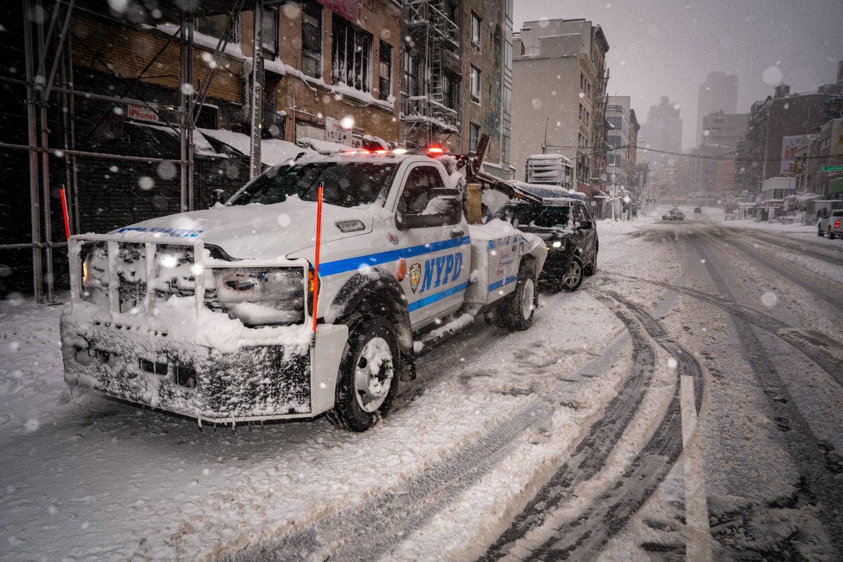 NYPD 32nd Precinct tweet media