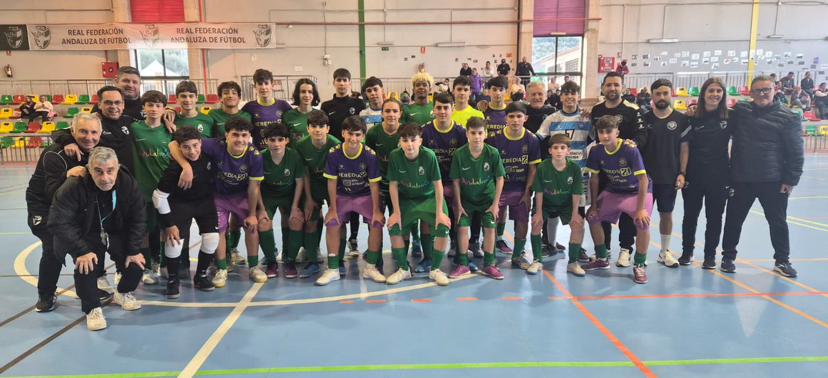 👟🥅 Ú𝐥𝐭𝐢𝐦𝐨 𝗲𝗻𝘁𝗿𝗲𝗻𝗮𝗺𝗶𝗲𝗻𝘁𝗼 para nuestras selecciones #AndaluzaSub14FS y #AndaluzaSub16FS

⚔️ Han disputado un partido amistoso 🆚 <a href="/MalagaFS/">Heredia 21 Málaga Ciudad Redonda FS</a> 

🔜 𝐏𝐫𝐞𝐩𝐚𝐫𝐚𝐜𝐢ó𝐧 𝐩𝐚𝐫𝐚 𝐥𝐚 𝐬𝐞𝐠𝐮𝐧𝐝𝐚 𝐟𝐚𝐬𝐞 𝐝𝐞𝐥 𝐂𝐚𝐦𝐩𝐞𝐨𝐧𝐚𝐭𝐨 𝐝𝐞 𝐄𝐬𝐩𝐚ñ𝐚
🗓️ 6-8 de