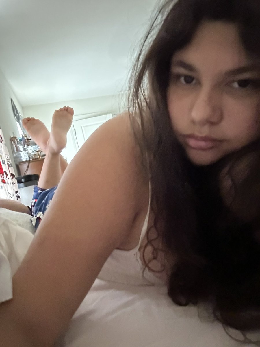 princesaacami's tweet photo. hi hehe keep folding https://t.co/KJotEjL7zv