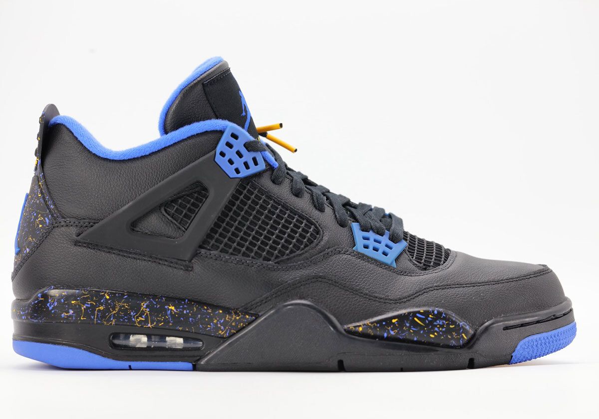 Sneaker News tweet media