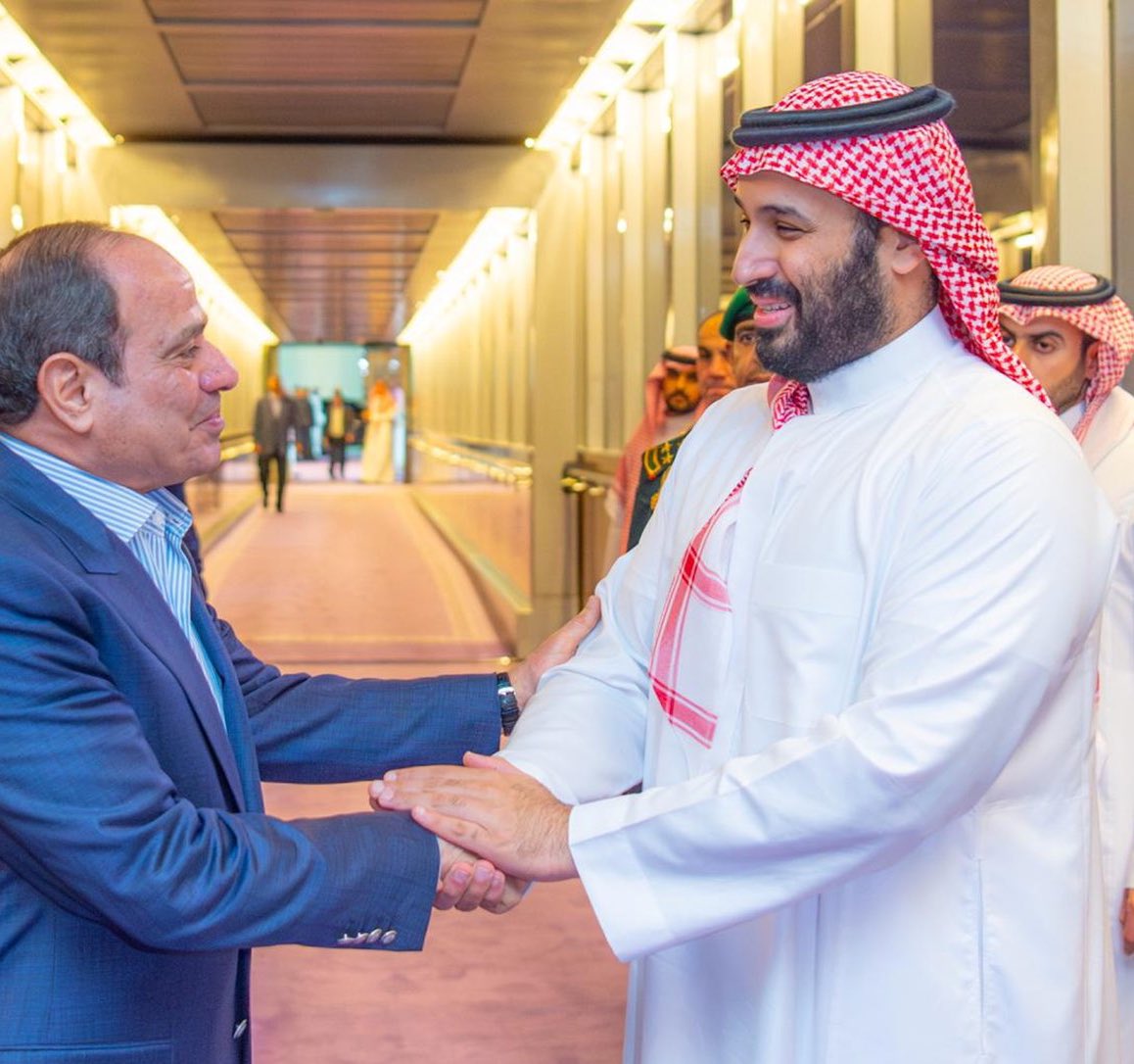 مشهد أخوي في جدة.. ولي العهد في مقدمة مودّعي الرئيس السيسي

#السيسي #ولي_العهد #السعودية_مصر