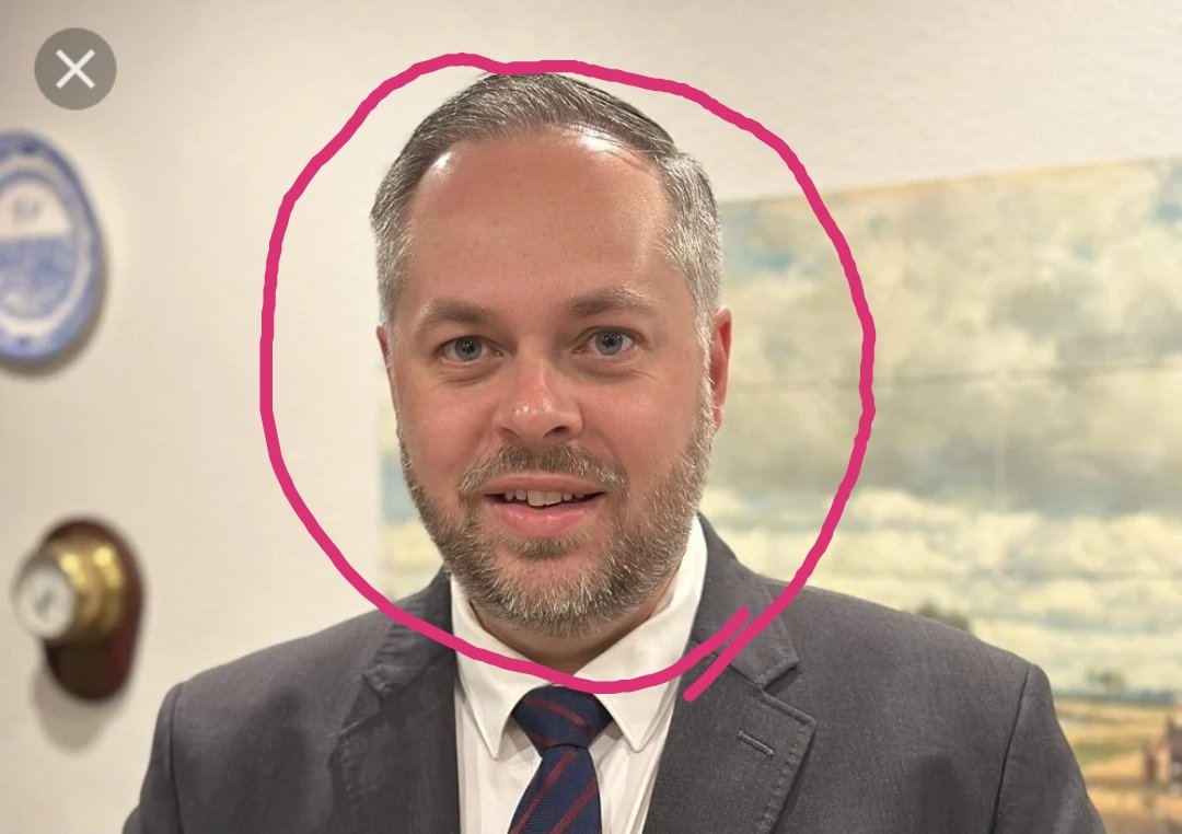 If the Minister of Home Affairs was from the EFF, the media would have been writing all kinds of stories about how the EFF is failing to run the department. But because it is a DA white male minister, no one is attaching his name to the mess he is presiding over. It is a fact