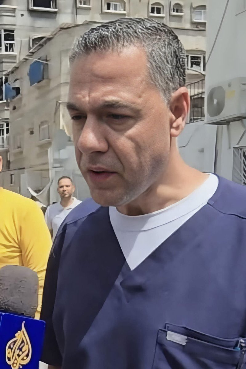 haticebrarr's tweet photo. “Dr. Hüsam’ın özgürlüğü için 1 milyon ses” diye paylaşımlar yapılıyor globalde. 

Onlar birer paylaşım nesnesi ya da haber içeriğinde kalacak isimler ve yüzler değildi. 

Gözlerinin önünde oğlunu katlettiler ama o hastaneyi terk etmemişti. Hâlâ tutuklu.

#FreeDrHussamAbuSafiya https://t.co/JUGbHE8yg8
