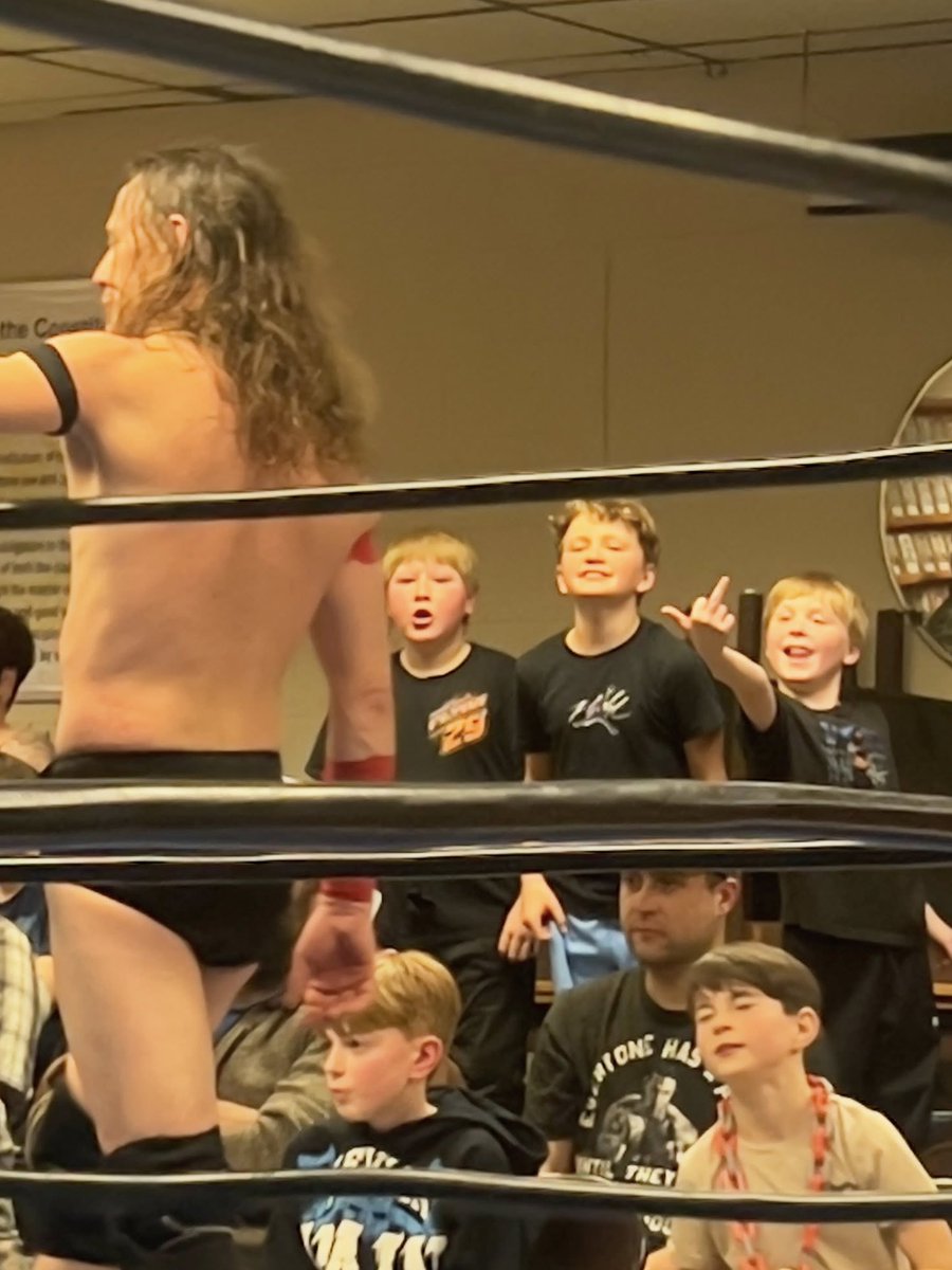 "I'm just doing my job"  📷~More Happy Customers   Y📷U KN📷#nowtheyknowwhy #TheChosen #AppetiteforDephynce #GoDephynceGo #Dephynce #LiveLikeYouMeanIt #YouKnowWhy #RockinRollRamboOfWrestling #Lutteur #TenaciousDephynce #DontCallMeCrabbyPants #DephynceDrip