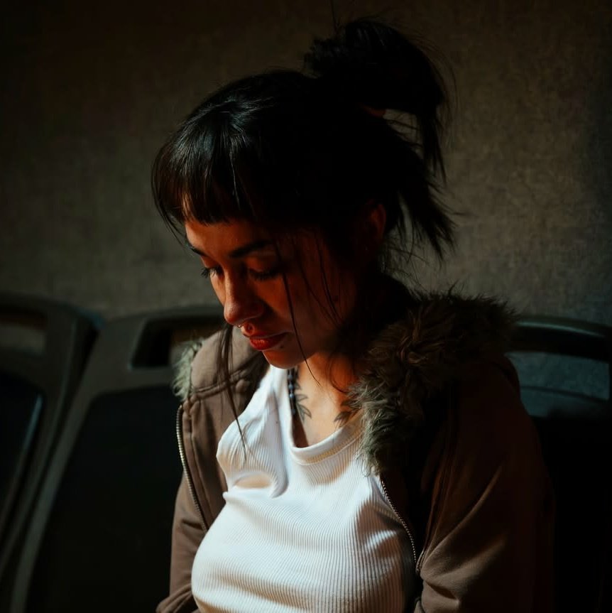 BecerraData's tweet photo. Según Infobae, María Becerra y Juana Molina regresarían en la tercera temporada de En El Barro, retomando las historias que quedaron abiertas.

La trama promete más alianzas inesperadas y conflictos dentro del penal. 🔥 https://t.co/A4UrL9bwy5