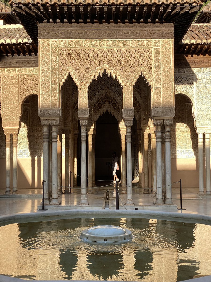 قصر الحمرا، #غرناطة 

Al Hambara Palace, #Granada