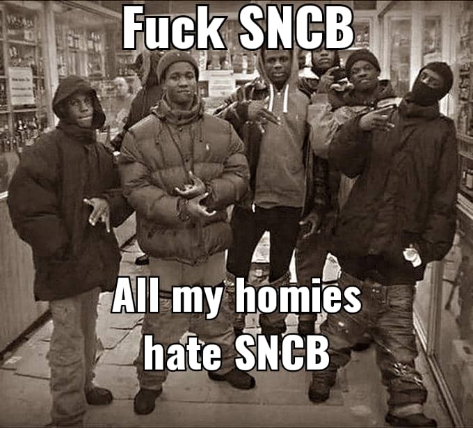 bricempungu's tweet photo. Le bus 71, les ligne 2 et 6 du métro, la SNCB. C'est vous qui m'avez poussé à retourner vivre au Congo, surtout vous @SNCB vous êtes mes ennemis https://t.co/7vddPFY6hb