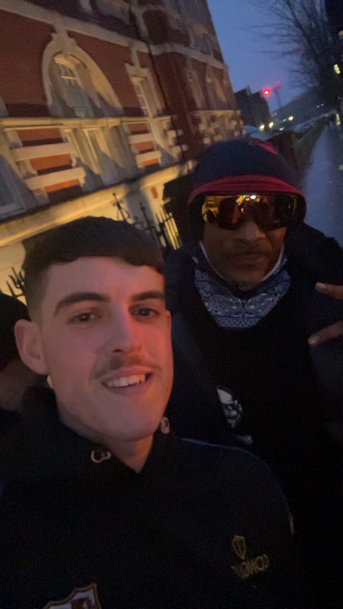 jackbru94369971's tweet image. Unreal scenes 
#swans