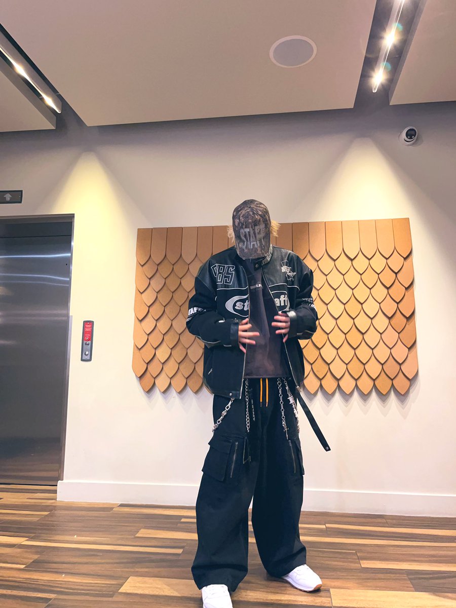 yungacidshawty's tweet photo. underpaid attention to my survivor’s guilt.
first never last bby you aint know how it feel
@SuicideChrist @J_Chetta https://t.co/CPCUIanGTh