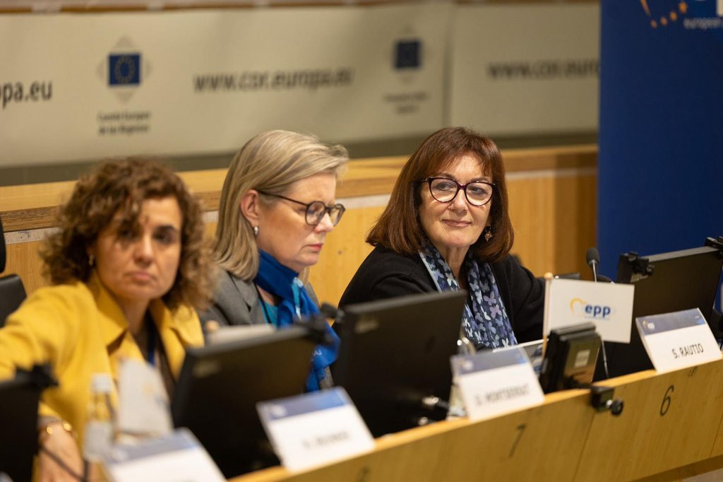 Dubravka Šuica tweet media